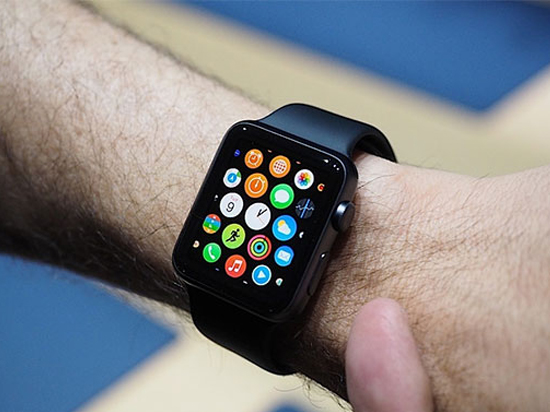 尘埃落定，Apple Watch将于四月出货