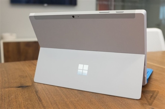 死磕iPad！微软Surface 3上手评测体验