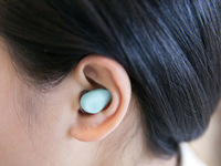 入耳式可穿戴设备YONO，能追踪受孕期