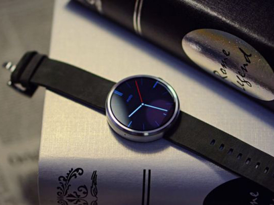 视频：外媒亲测 Moto360竟然支持iPhone