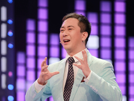 王自健,80后相声演员,东方卫视《今晚80后脱口秀》主持人,最近还开始