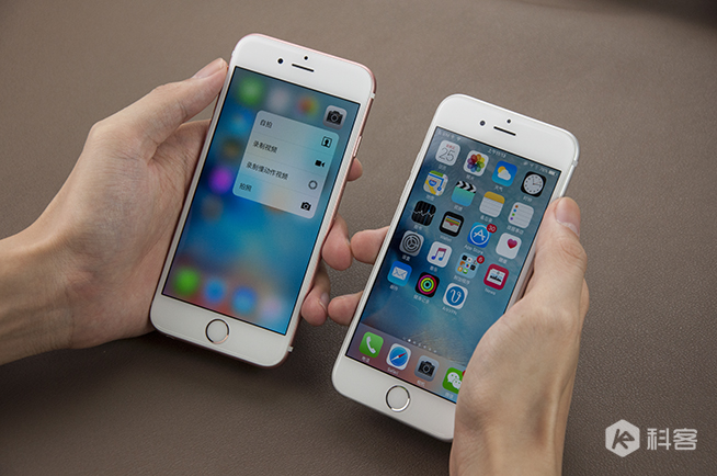 iPhone 6s开箱图赏：谁说粉色就娘炮？