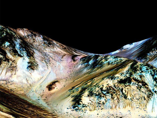 火星表面发现液态水 也许真的有生命存在