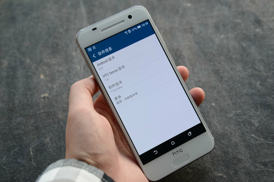 HTC One A9发布，真的能完爆iPhone吗？