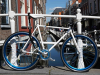 创意十足：荷兰一款自行车带“暗锁”