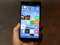 4900元送键盘：Lumia 950 XL港版开启预售