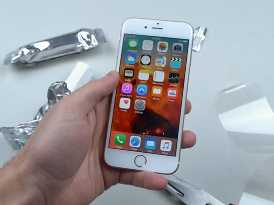 视频：虐机新玩法 iPhone 6s因金属钠瞬间爆炸  