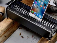 视频：暴力虐机无止尽 iPhone 6s被碎纸机绞成渣