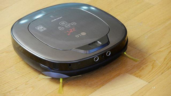 LG推新型扫地机器人：可清洁还兼做家庭保镖