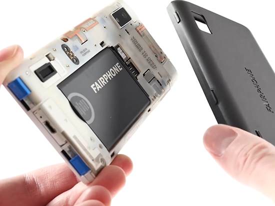 视频：模块手机Fairphone 2体验：系统流畅但样子很丑