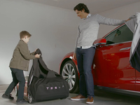 视频：比iPhone 6便宜 特斯拉Model S For Kids来了
