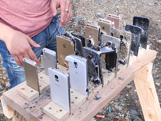 苹果iPhone对比三星Galaxy：挡子弹谁更强