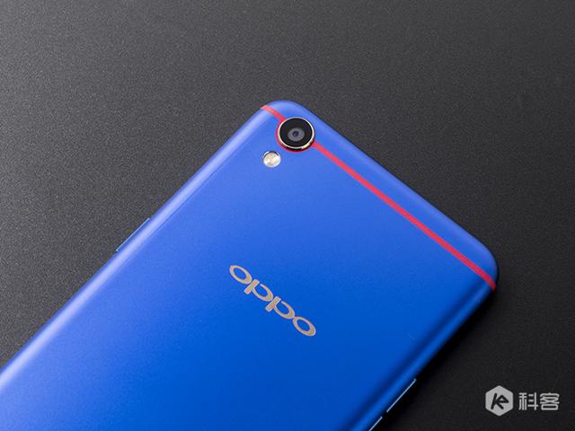 黄金加身？OPPO巴萨定制版R9图