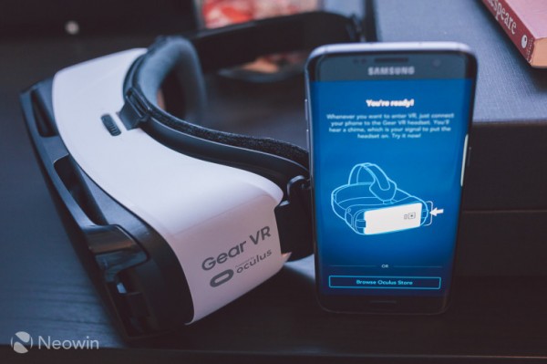 为解决低端VR设备画质问题，微软推出“闪回”系统