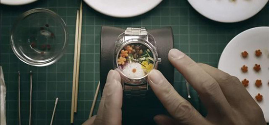 日本人的奇葩脑洞：这是一块可以“吃”的手表