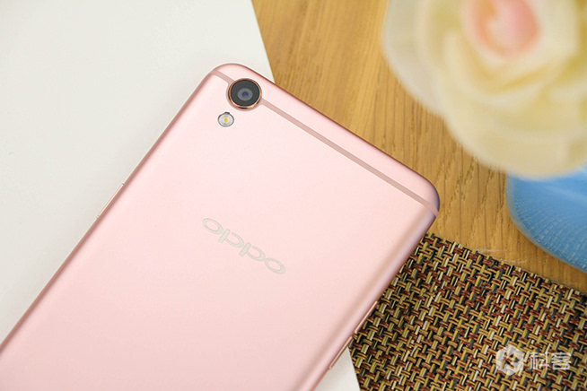 新万人迷来了，OPPO R9体验评测（附MM多图自拍）