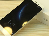 科客晚报 小米要推史上最大屏手机，乐视自曝超级手机2