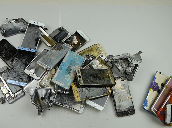 壕！盘点2016年被花式毁掉的iPhone