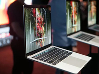 新MacBook Pro频遭吐槽 用户称苹果不懂他们