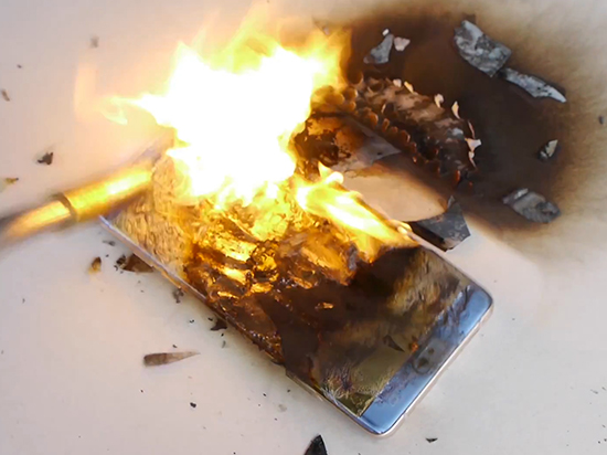 三星Note 7还有戏？屏幕烧毁了但电池还没爆
