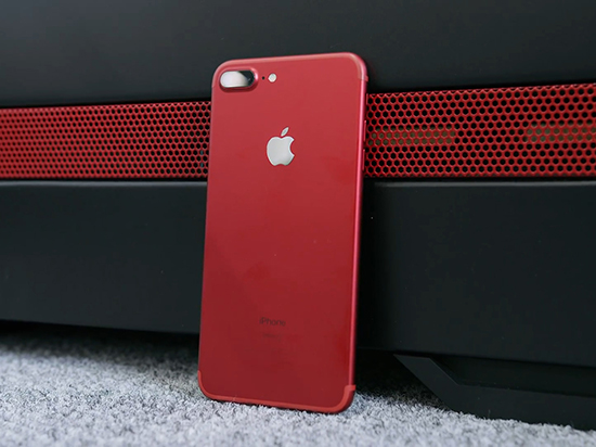 苹果见红了！红色特别版iPhone 7 Plus开箱