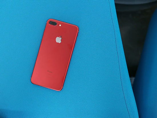 苹果见红了！红色特别版iPhone 7 Plus开箱