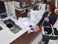 日本便利店2025年将普及无人收银系统：自动打包自动结账