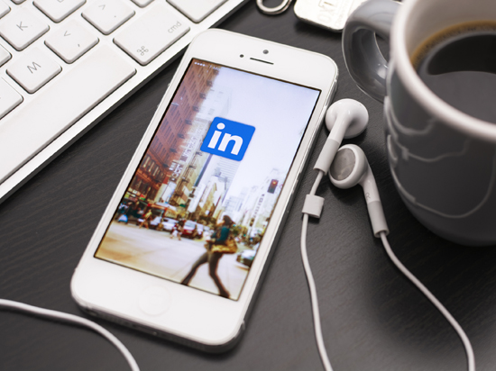 职场中的“微信” LinkedIn宣布用户数破5亿