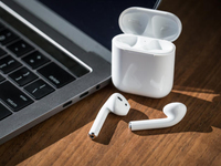 三星将推出Bixby无线耳机 正面迎击苹果AirPods