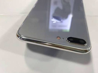 iPhone 7s机模出现！玻璃材质+无线充电加持