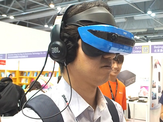 宏碁Windows VR头显首秀：Win10 VR要玩大逆袭？