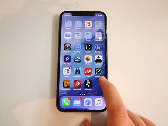 专业坑爹！女儿公布iPhone X测试机上手视频：苹果工程师被炒