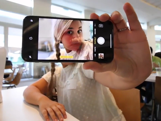 专业坑爹！女儿公布iPhone X测试机上手视频：苹果工程师被炒