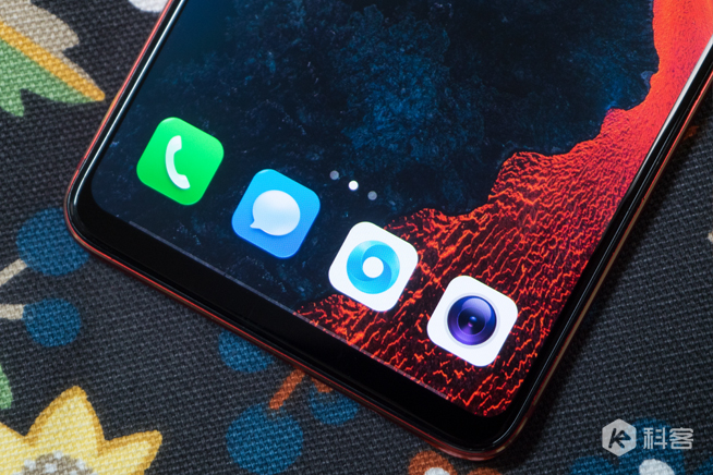 OPPO R15梦镜红体验评测：颜值再升级 夜拍更出众