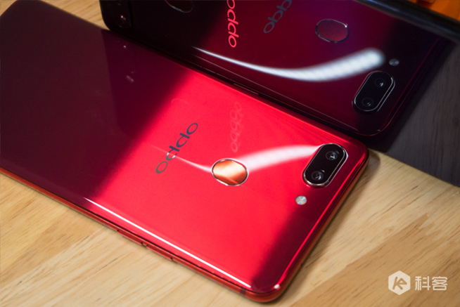 OPPO R15梦镜红体验评测：颜值再升级 夜拍更出众