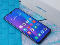 OPPO R17体验评测：很潮很skr 涨价是否值得入手？