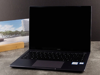 华为MateBook 14开箱：13英寸机身14英寸屏幕 i7轻薄性能本