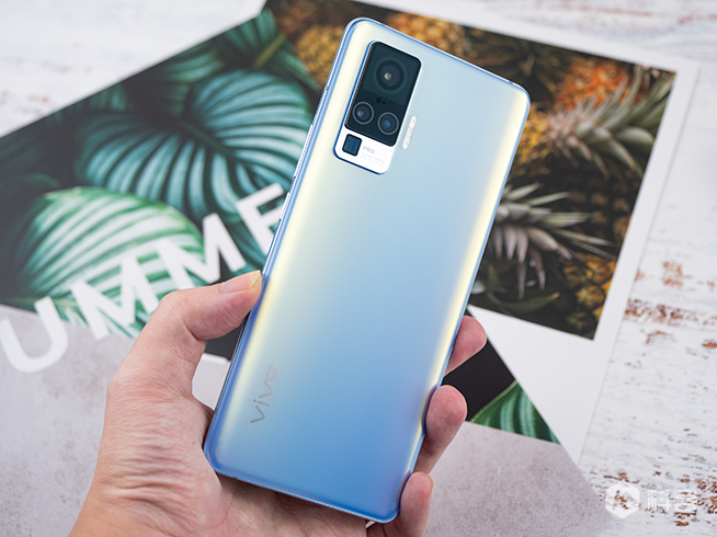 vivo X50 Pro上手体验：手抖救星微云台！5G轻薄高颜值