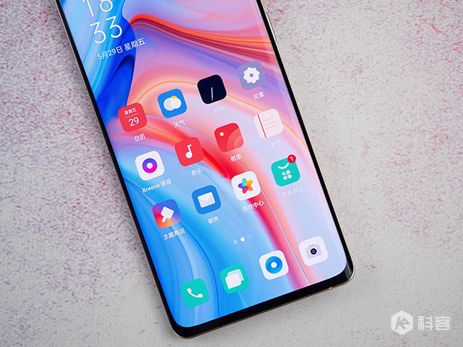 OPPO Reno4 Pro开箱上手：超级夜景视频加持 极致轻薄真不错 