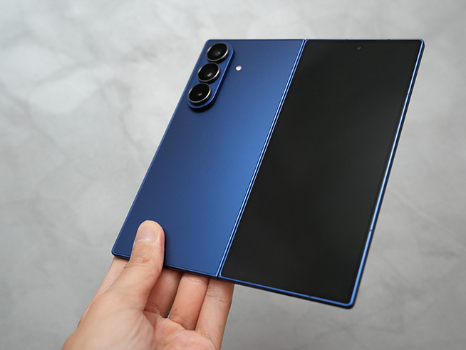三星Fold7评测：超轻薄，AI爱了