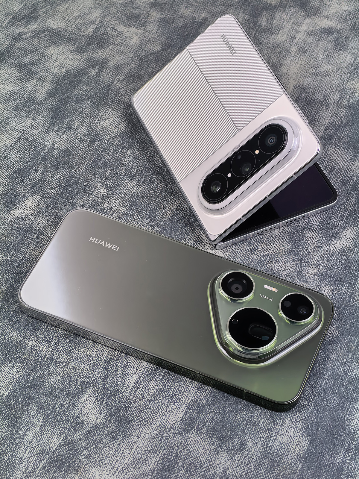 划时代的折叠屏？华为Pura X Max详细评测：一台顶三台！