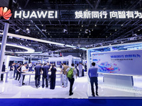 鸿蒙赋能智慧生活体验焕新，2026中国联通合作伙伴大会华为展台亮点超多